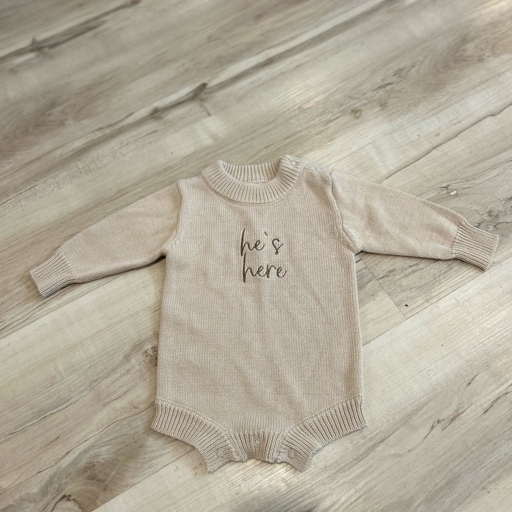 Pine Kids & Co NB Winter Sweater One Piece
Oatmeal 
NWOT
Size NB